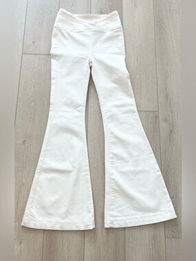 Free People We The Free Penny Pull On Flare Stretch High Rise Pants Ivory SZ 27